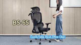Sedia da ufficio ergonomica in rete di alta qualità per lunghe ore di lavoro.
