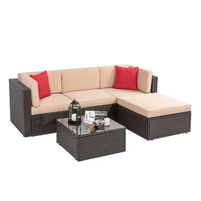Divano angolare da giardino in rattan a forma di L. Mobili da giardino angolari impermeabili