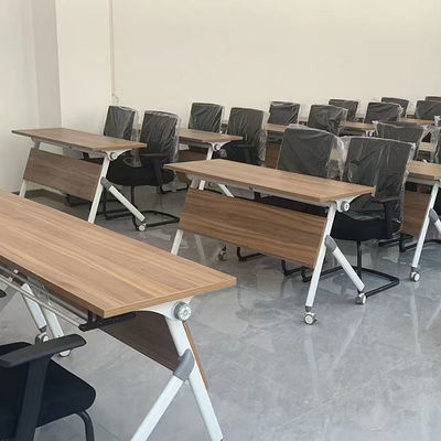 Conferenza di ripiegamento in legno Scuola Studenti Personale Tavolo di formazione con ruote