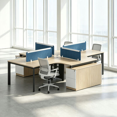 Scrivanie per postazioni di lavoro combinano un design elegante e moderno con caratteristiche pratiche per creare ambienti di lavoro di ufficio confortevoli